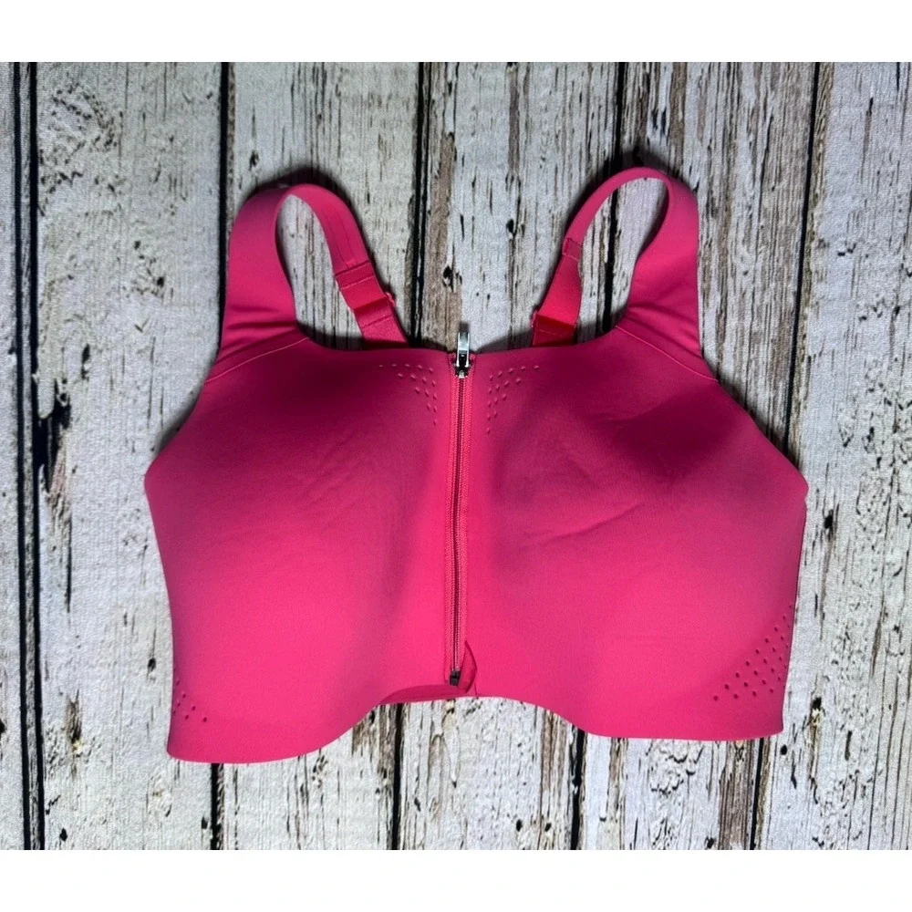 Victoria's Secret VSX Featherweight Max Sports Bra Front‎ Close Pink Island 38DD